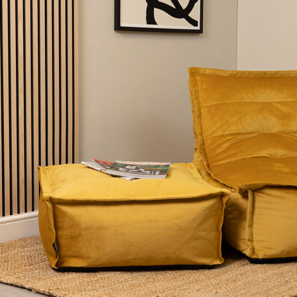 Floor cushion outlet pouffe